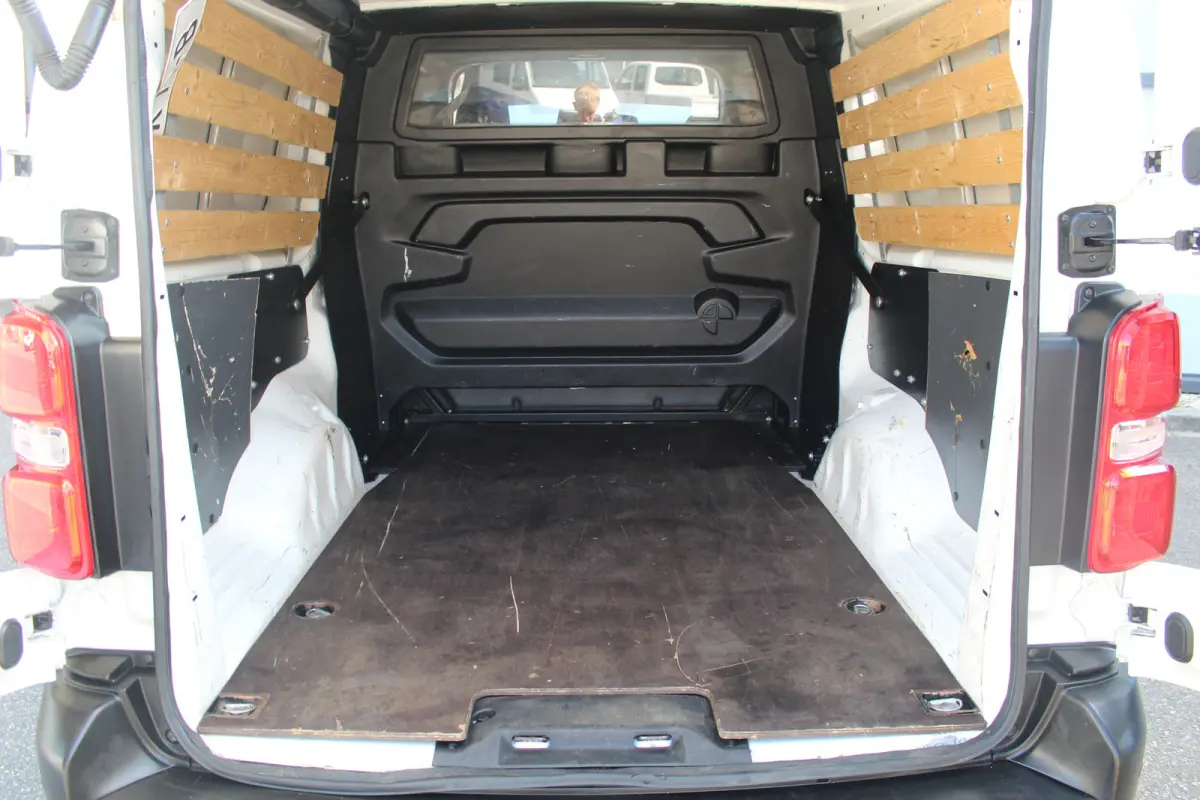 1.5 CDTI L3H1 DC Selection | Trekhaak | Camera | Dodehoeksens. | Airco | Cruise | Navi | Carplay | DAB | Trekhaak | Camera | Dodehoeksens. | Airco | Cruise | Navi | Carplay | DAB |