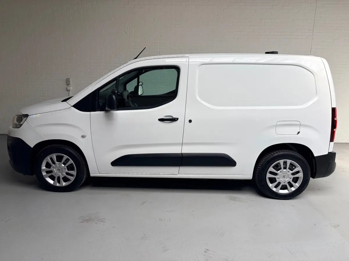 Servicewagen 1.5 BlueHDI 100pk euro61 L1H1 BOTT inrichting, Victron omvormer v230, Standkachel, RIJKLAARPRIJS!