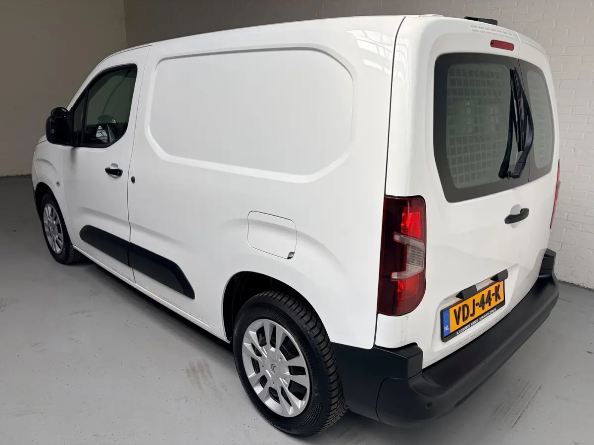 Servicewagen 1.5 BlueHDI 100pk euro61 L1H1 BOTT inrichting, Victron omvormer v230, Standkachel, RIJKLAARPRIJS!