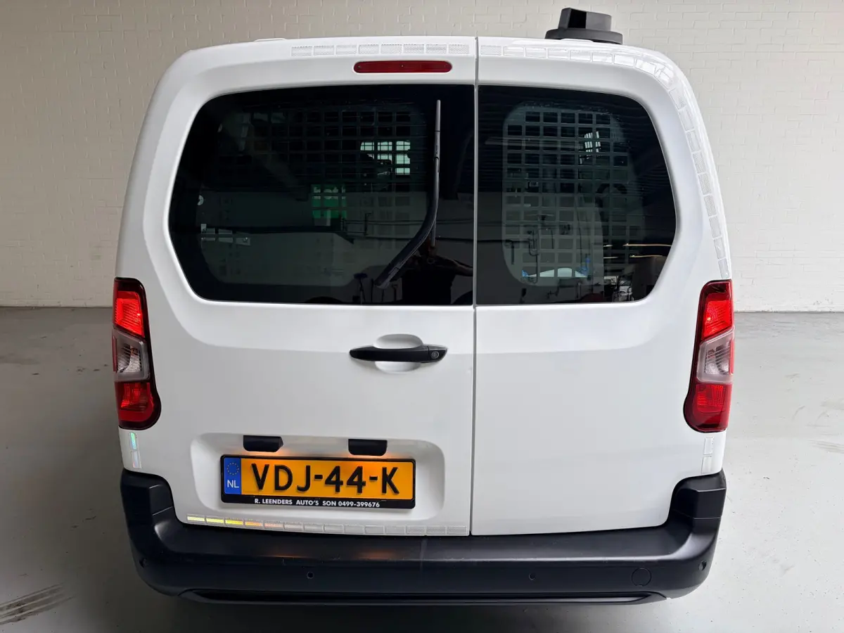 Servicewagen 1.5 BlueHDI 100pk euro61 L1H1 BOTT inrichting, Victron omvormer v230, Standkachel, RIJKLAARPRIJS!