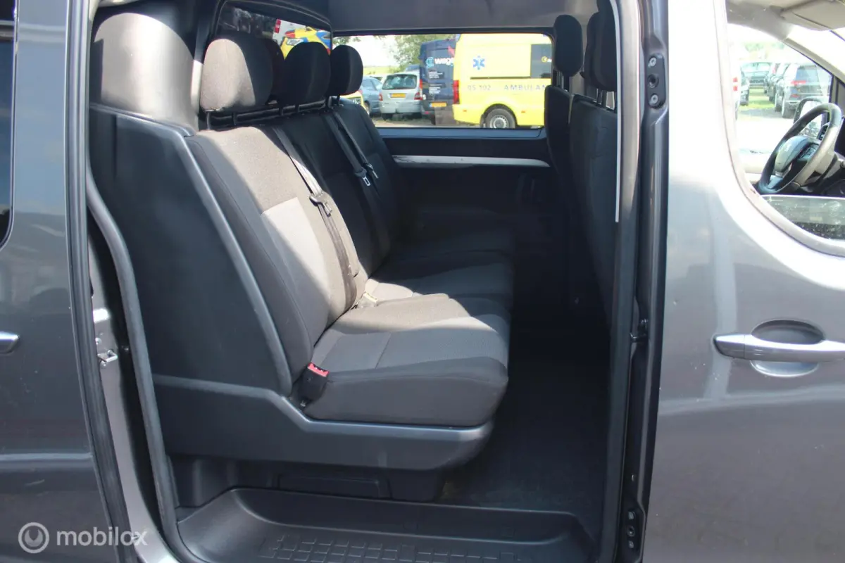 Bestel 2.0 BlueHDI 120 Long Asphalt DC Carplay