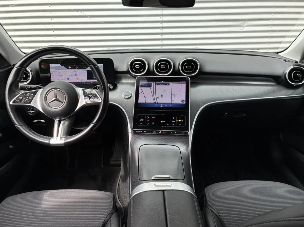 180 Business Line Caplay Led Camera Nieuw Model 2023 Eerste Eigenaar Vol Opties Perfecte Staat incl 12 maanden garantie
