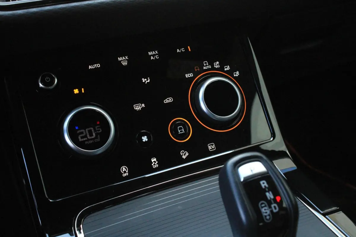 1.5 P300e AWD R-Dynamic S 360° Camera Panoramadak