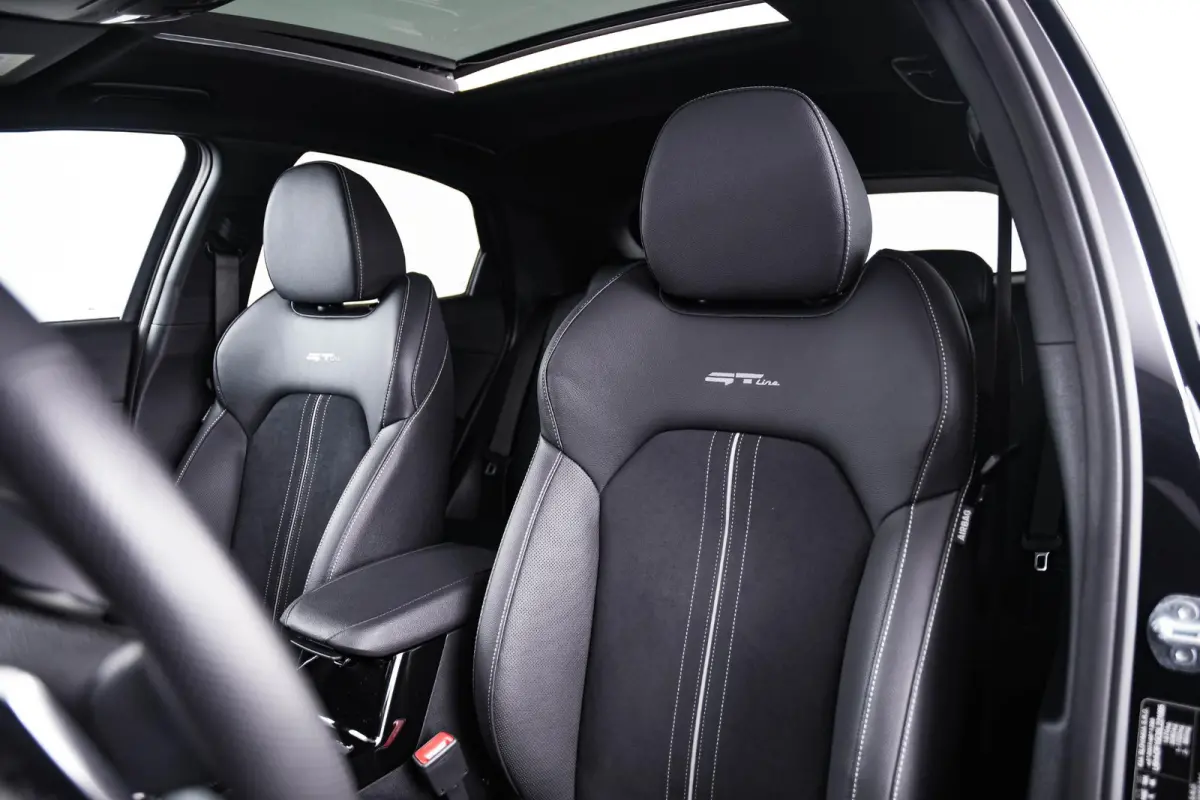 1.5 T-GDi GT-PlusLine Panoramdak - Adaptieve Cruise Control - Elektrisch verstelbare/verwarmde stoelen - Stuurverwarming - Surround view camera -