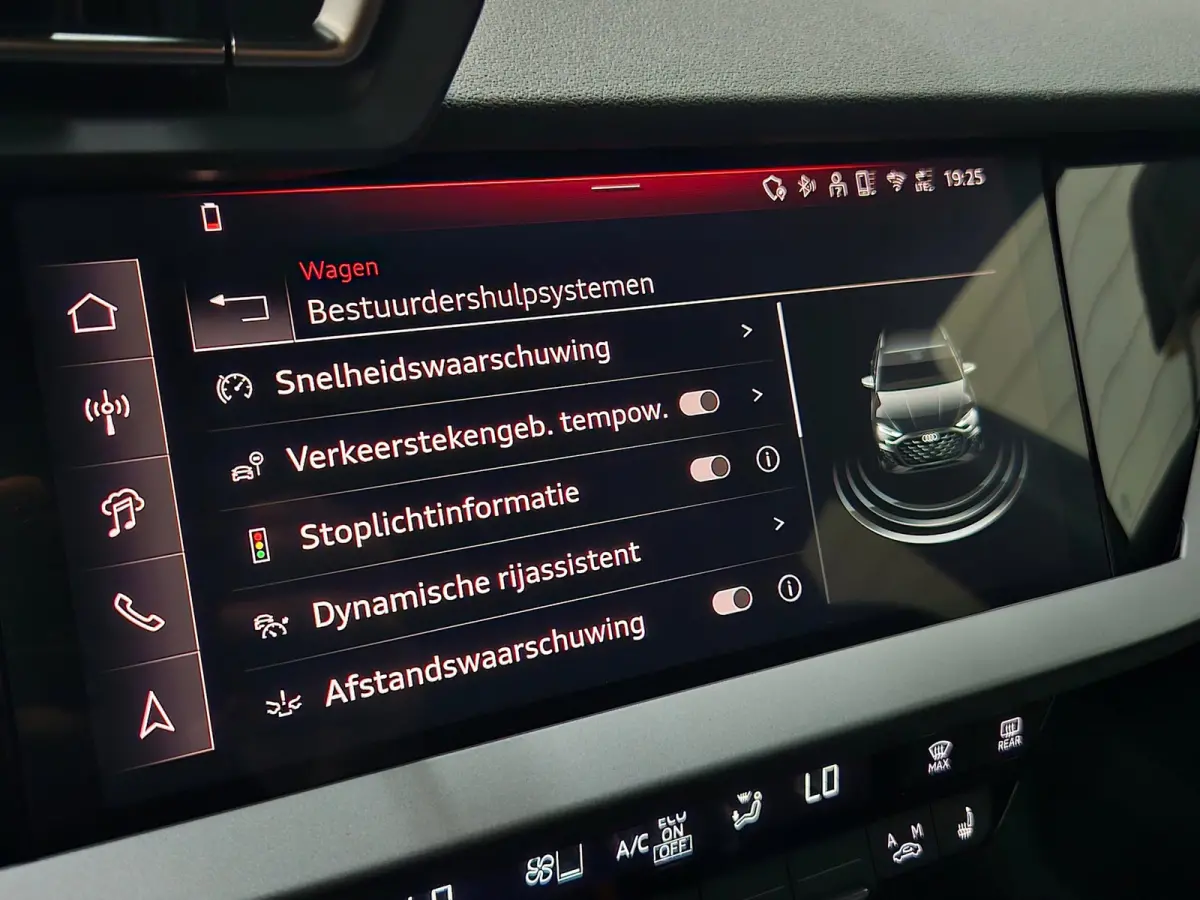 40 TFSI-e Facelift S-Line Matrix Keyless Camera Virtual BTW