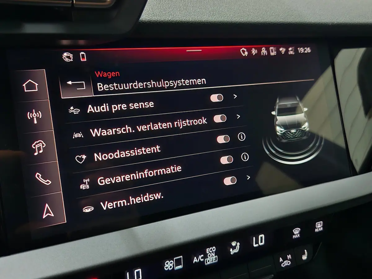 40 TFSI-e Facelift S-Line Matrix Keyless Camera Virtual BTW