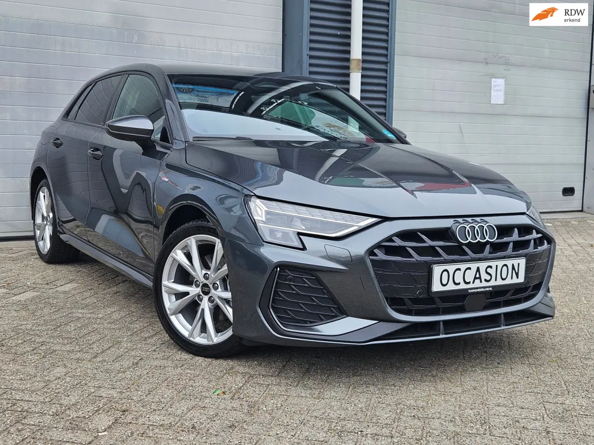40 TFSI-e Facelift S-Line Matrix Keyless Camera Virtual BTW