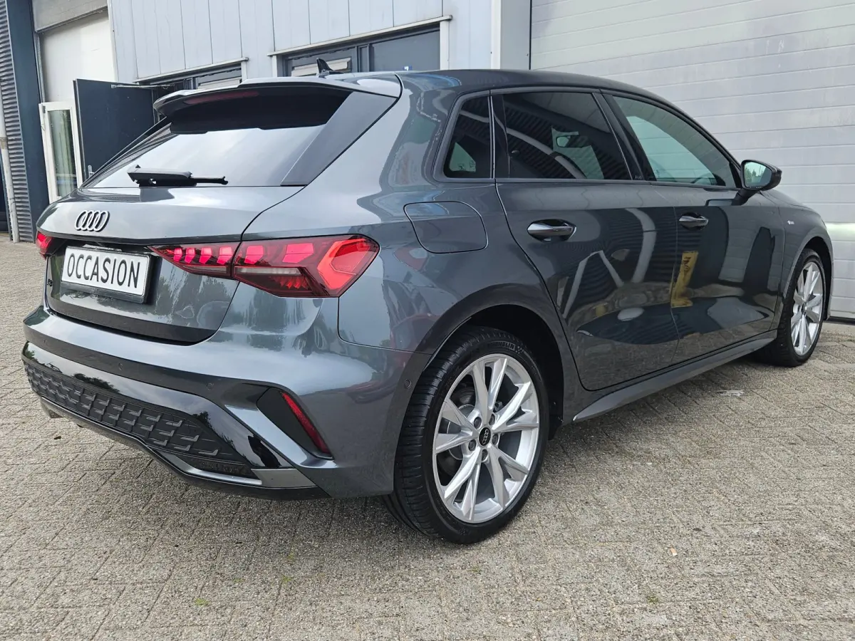 40 TFSI-e Facelift S-Line Matrix Keyless Camera Virtual BTW