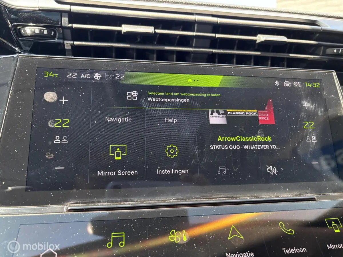 1.2 Hybrid 145 e-DCS6 Allure adaptive cruise camera climate control