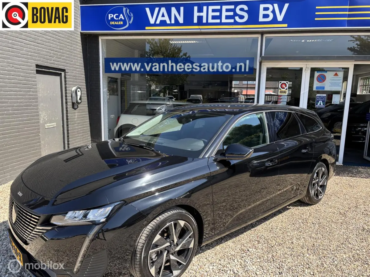 1.2 Hybrid 145 e-DCS6 Allure adaptive cruise camera climate control