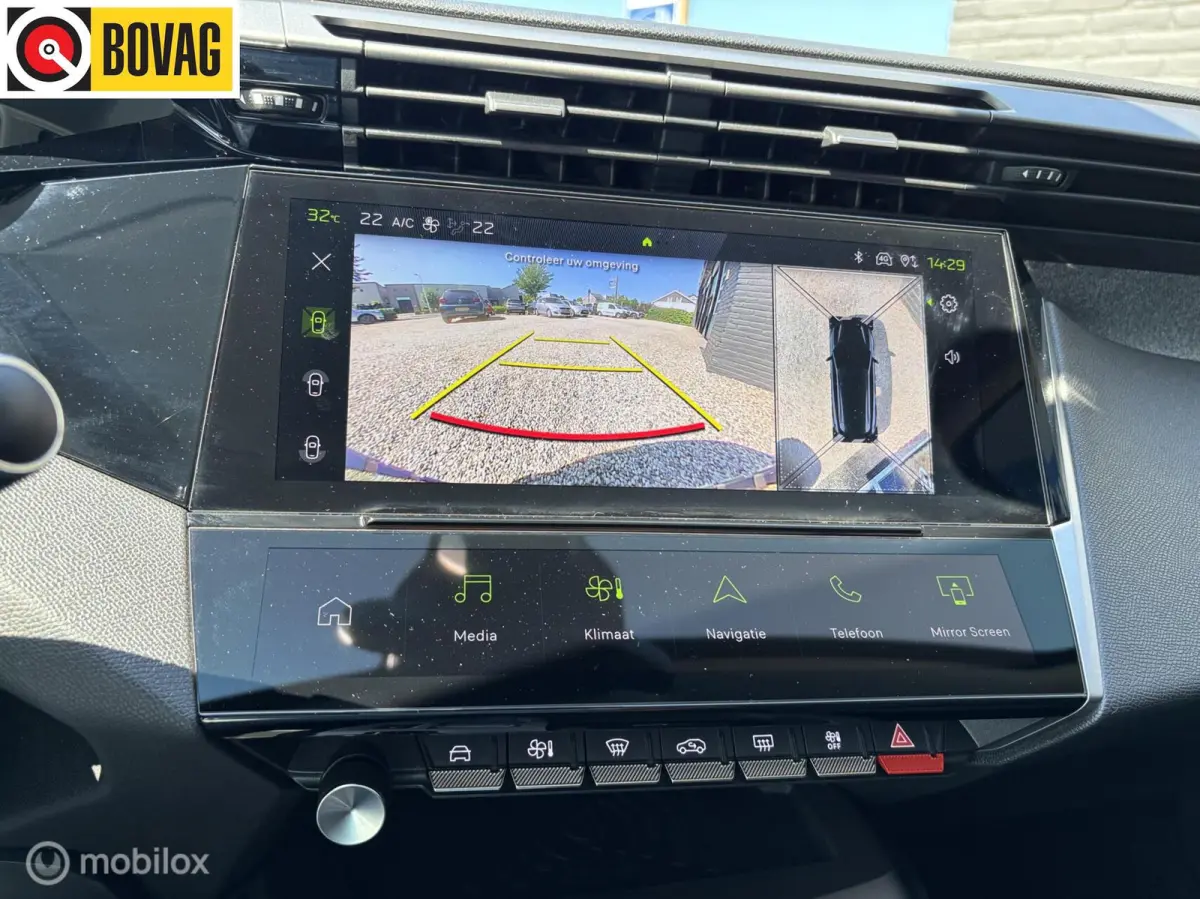 1.2 Hybrid 145 e-DCS6 Allure adaptive cruise camera climate control
