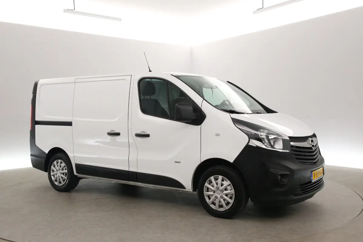 1.6 CDTI L1H1 | Marge | Airco | Cruise | Camera | Navi | Trekhaak | Parkeersens.