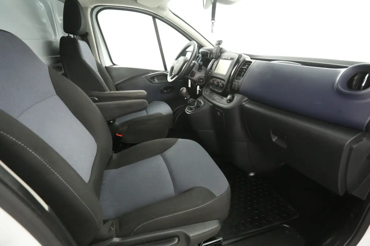 1.6 CDTI L1H1 | Marge | Airco | Cruise | Camera | Navi | Trekhaak | Parkeersens.