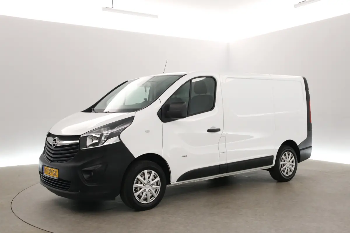 1.6 CDTI L1H1 | Marge | Airco | Cruise | Camera | Navi | Trekhaak | Parkeersens.