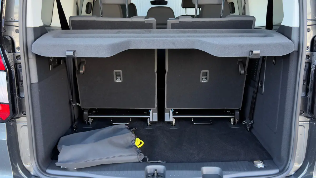 Maxi Life e-Hybrid | 7 Persoons | Adaptive Cruise Control | Lichtmetaal 17"