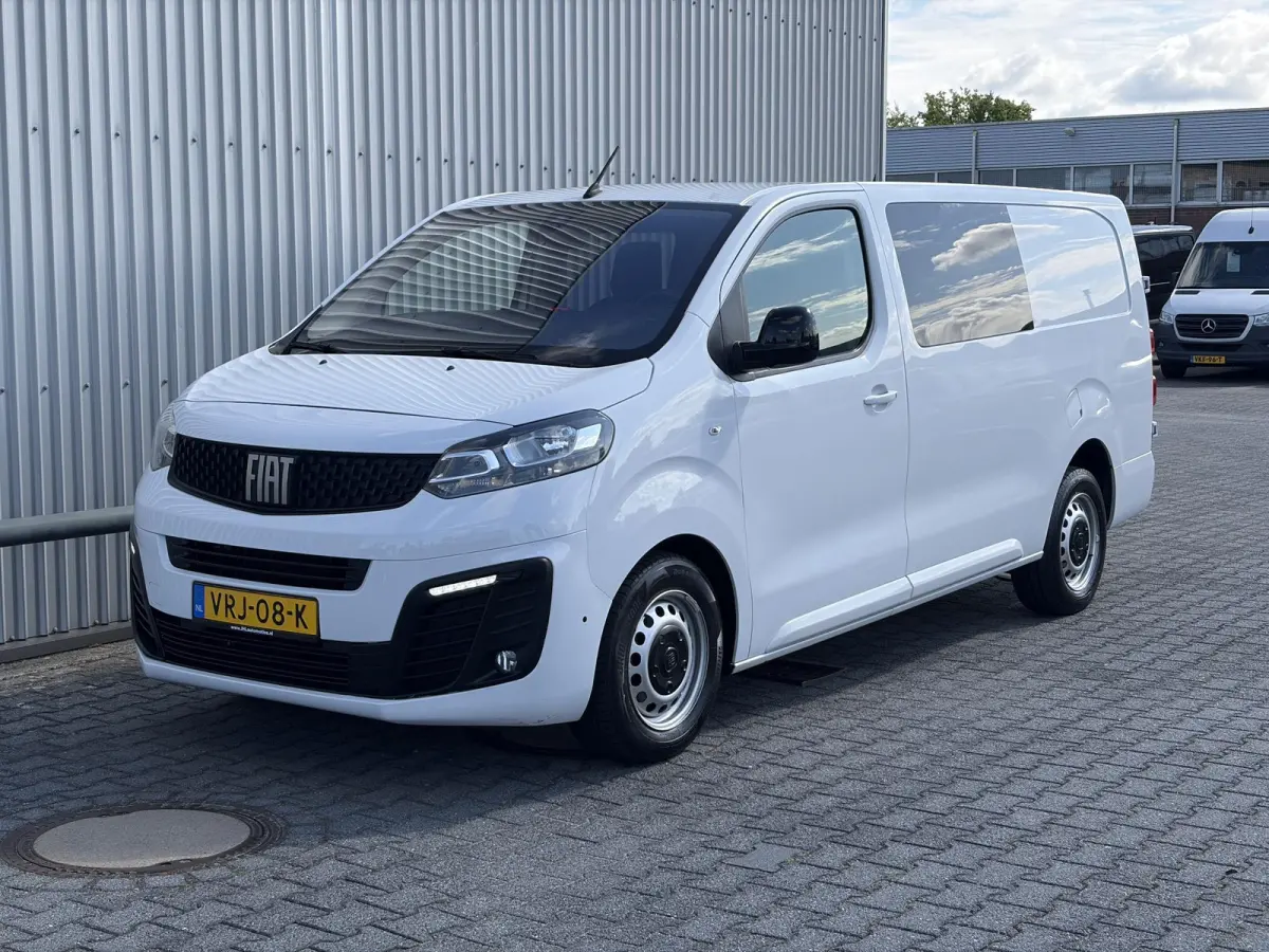 2.0 MultiJet L3H1 DC*A/C*CRUISE*HAAK*CAM*5-P*NAVI*