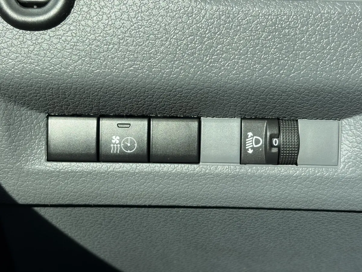 2.0 MultiJet L3H1 DC*A/C*CRUISE*HAAK*CAM*5-P*NAVI*
