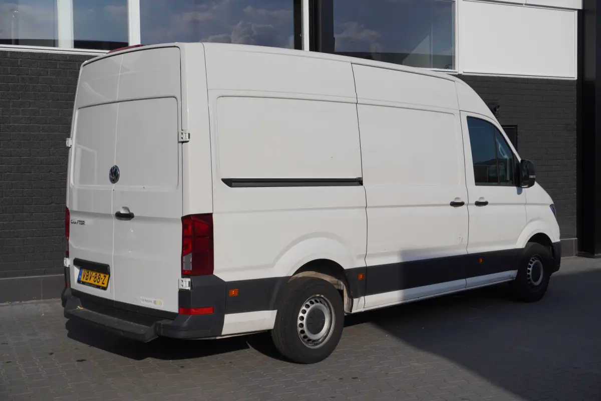 2.0 TDI 140PK L3H3 EURO 6 - Airco - Radio - Cruise - €16.900,- Excl.