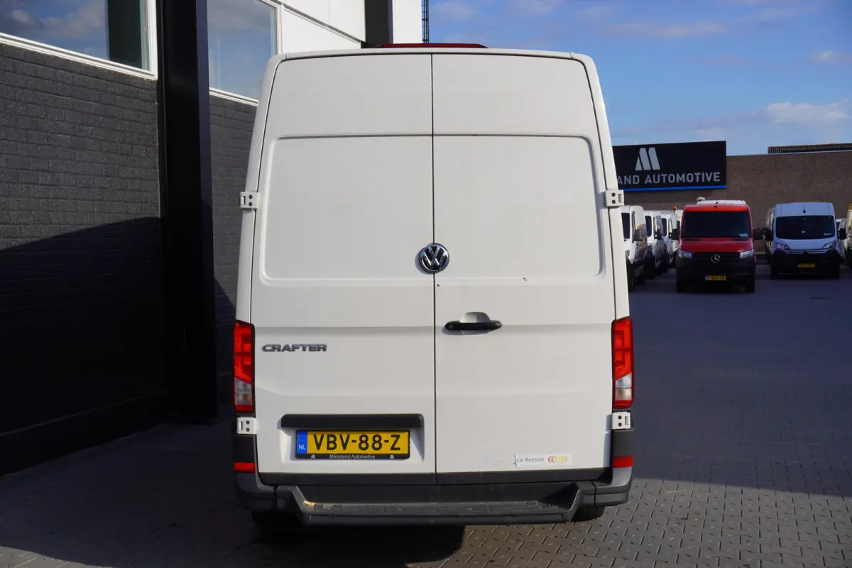 2.0 TDI 140PK L3H3 EURO 6 - Airco - Radio - Cruise - €16.900,- Excl.
