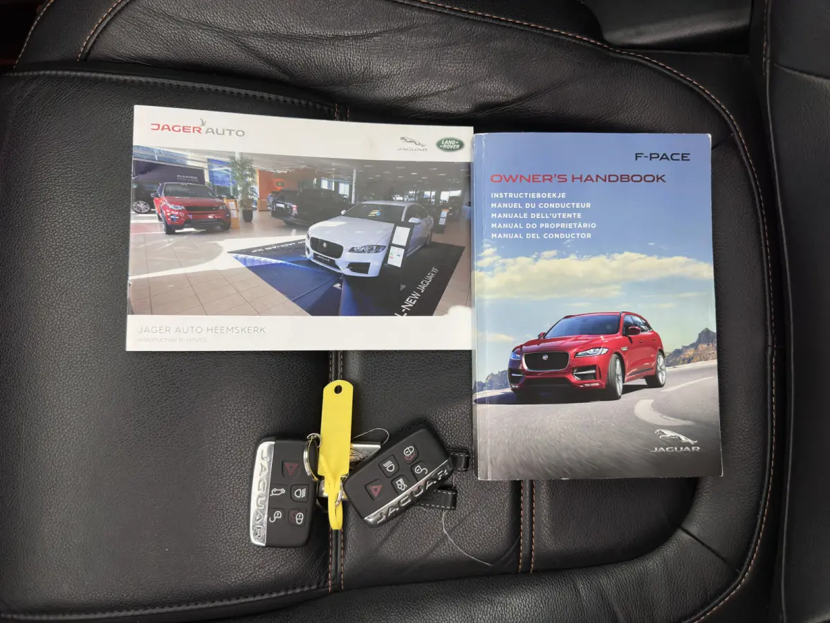 2.0 D Portfolio AWD Aut. *PANO | LEATHER | XENON | DIGI-COCKPIT | MERIDIAN-SOUND | KEYLESS | CAMERA | HEATED-COMFORTSEATS | PRIVACY-GLASS | NAVI-FULLMAP | SHIFTPADDLES | ECC | PDC | CRUISE |