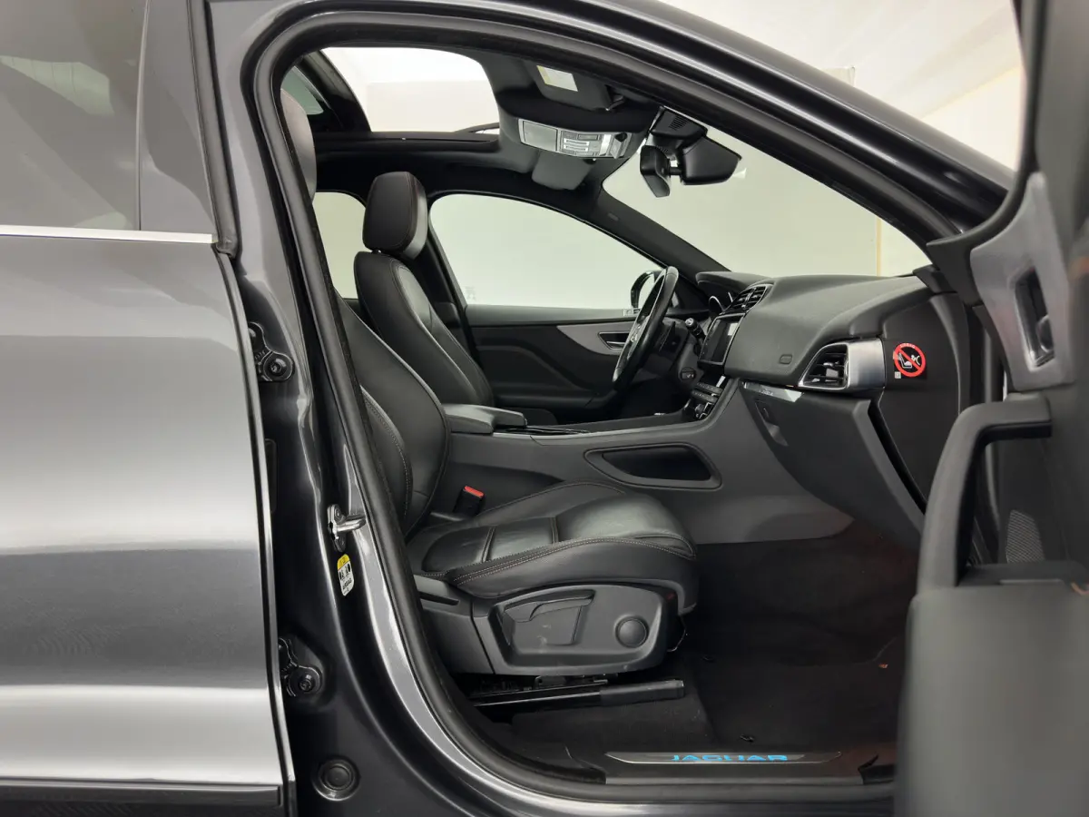 2.0 D Portfolio AWD Aut. *PANO | LEATHER | XENON | DIGI-COCKPIT | MERIDIAN-SOUND | KEYLESS | CAMERA | HEATED-COMFORTSEATS | PRIVACY-GLASS | NAVI-FULLMAP | SHIFTPADDLES | ECC | PDC | CRUISE |