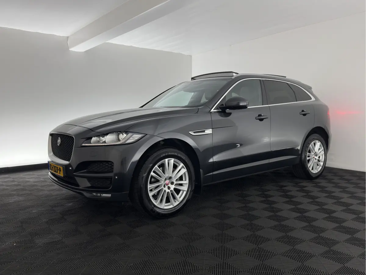 2.0 D Portfolio AWD Aut. *PANO | LEATHER | XENON | DIGI-COCKPIT | MERIDIAN-SOUND | KEYLESS | CAMERA | HEATED-COMFORTSEATS | PRIVACY-GLASS | NAVI-FULLMAP | SHIFTPADDLES | ECC | PDC | CRUISE |