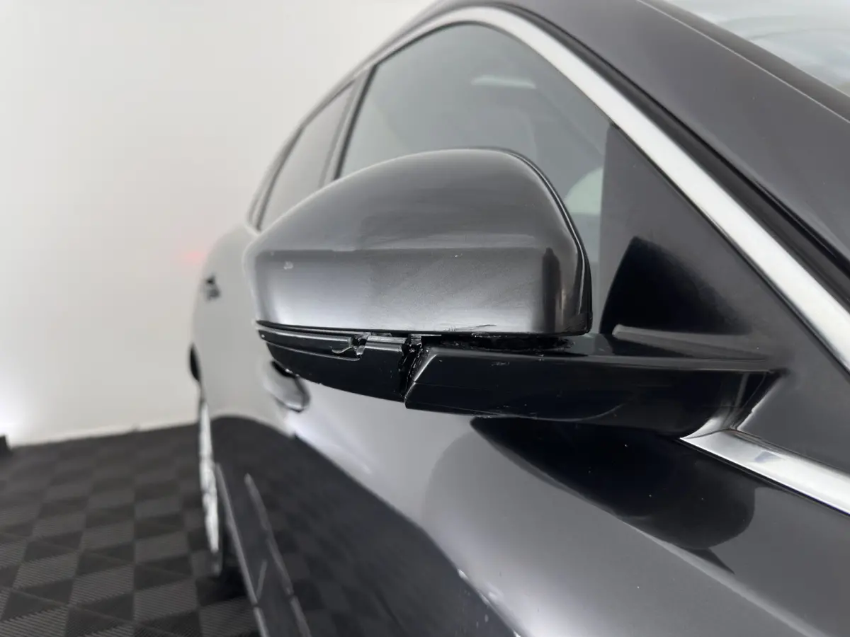2.0 D Portfolio AWD Aut. *PANO | LEATHER | XENON | DIGI-COCKPIT | MERIDIAN-SOUND | KEYLESS | CAMERA | HEATED-COMFORTSEATS | PRIVACY-GLASS | NAVI-FULLMAP | SHIFTPADDLES | ECC | PDC | CRUISE |