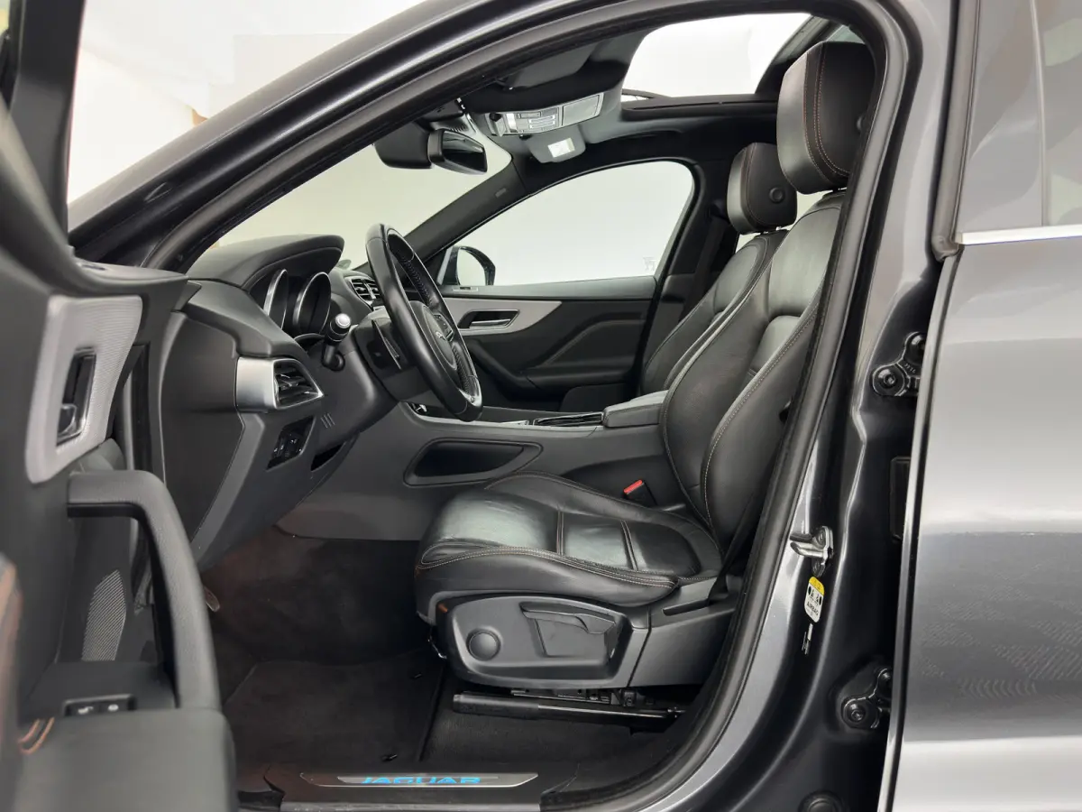 2.0 D Portfolio AWD Aut. *PANO | LEATHER | XENON | DIGI-COCKPIT | MERIDIAN-SOUND | KEYLESS | CAMERA | HEATED-COMFORTSEATS | PRIVACY-GLASS | NAVI-FULLMAP | SHIFTPADDLES | ECC | PDC | CRUISE |