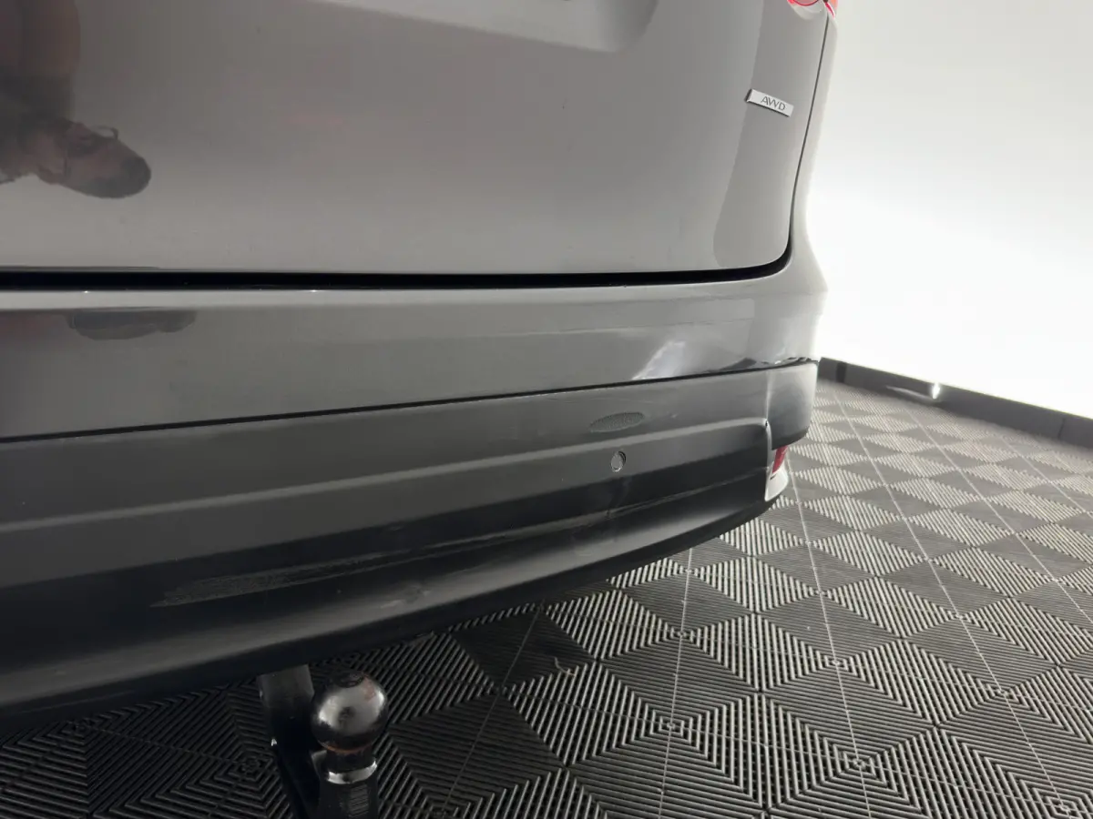 2.0 D Portfolio AWD Aut. *PANO | LEATHER | XENON | DIGI-COCKPIT | MERIDIAN-SOUND | KEYLESS | CAMERA | HEATED-COMFORTSEATS | PRIVACY-GLASS | NAVI-FULLMAP | SHIFTPADDLES | ECC | PDC | CRUISE |