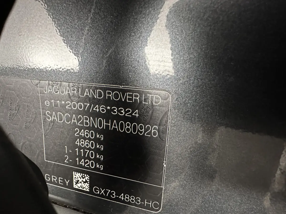 2.0 D Portfolio AWD Aut. *PANO | LEATHER | XENON | DIGI-COCKPIT | MERIDIAN-SOUND | KEYLESS | CAMERA | HEATED-COMFORTSEATS | PRIVACY-GLASS | NAVI-FULLMAP | SHIFTPADDLES | ECC | PDC | CRUISE |