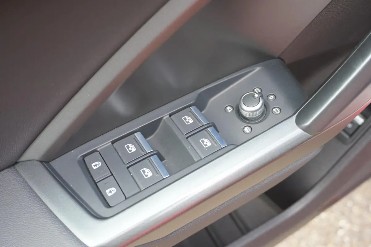 45 TFSIe 245pk PHEV S Edition | Panoramadak | Trekhaak | Achteruitrijcamera | Matrix LED | Stoelverwarming