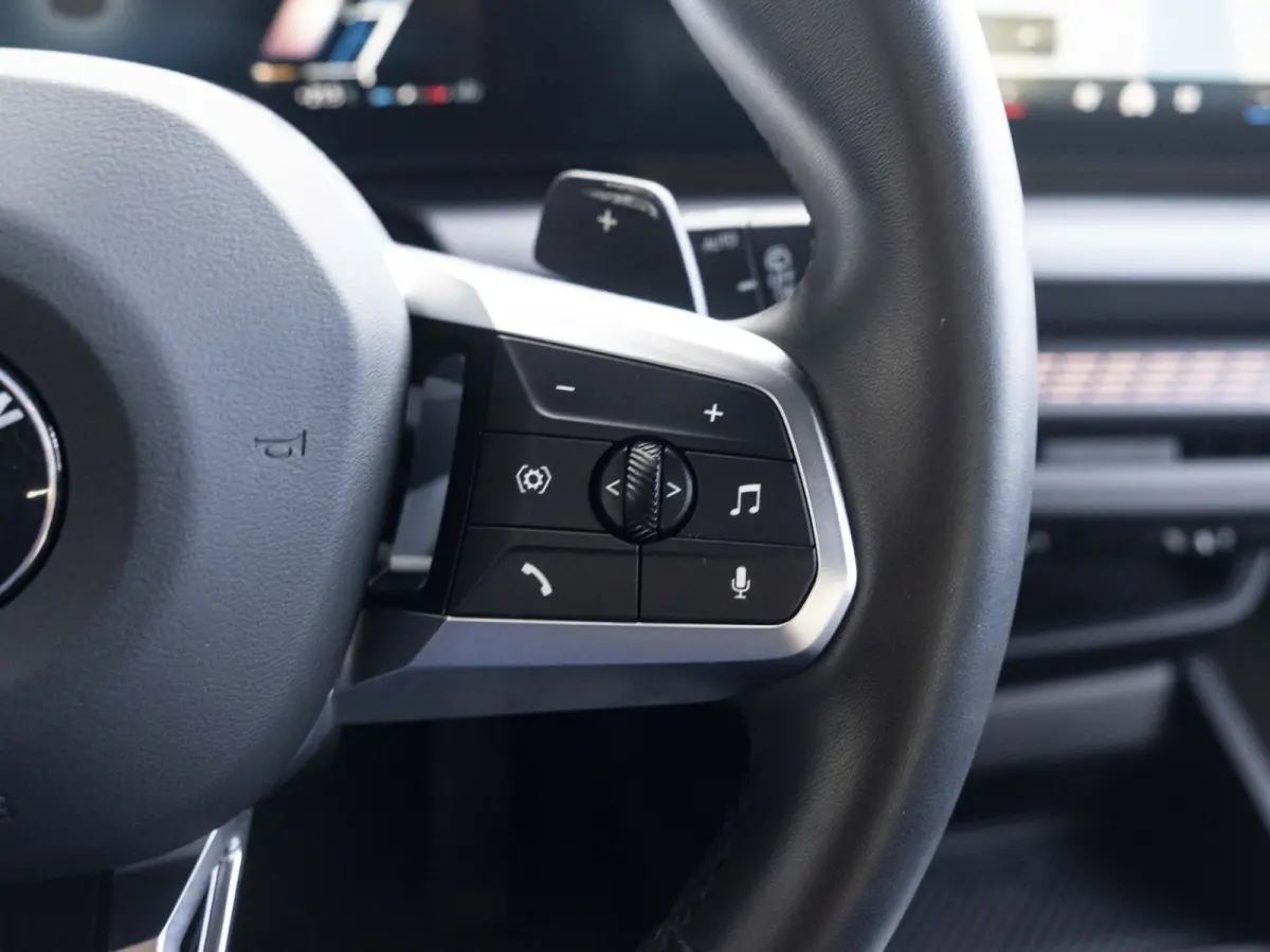 123 xDrive | M Sportpakket Pro | Innovation Pack | 19 inch | Comfort Access | M Adaptief onderstel | Head-Up Display | Harman Kardon | Sportstoelen