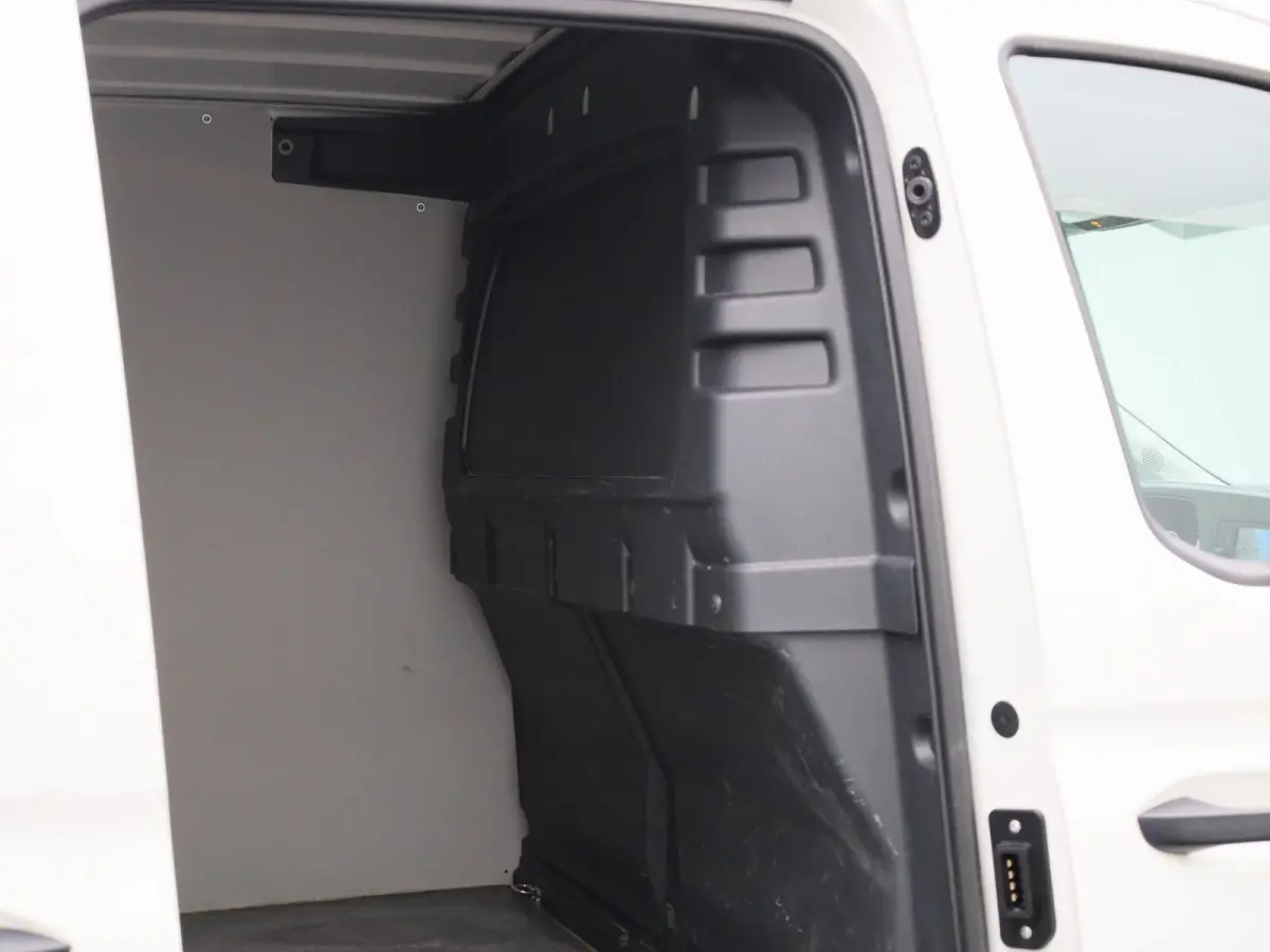 2.0 TDI 102PK | Airco | Parkeersensoren Achter | Bluetooth | Elektrisch Verstelbare Spiegels | Cruise Control |