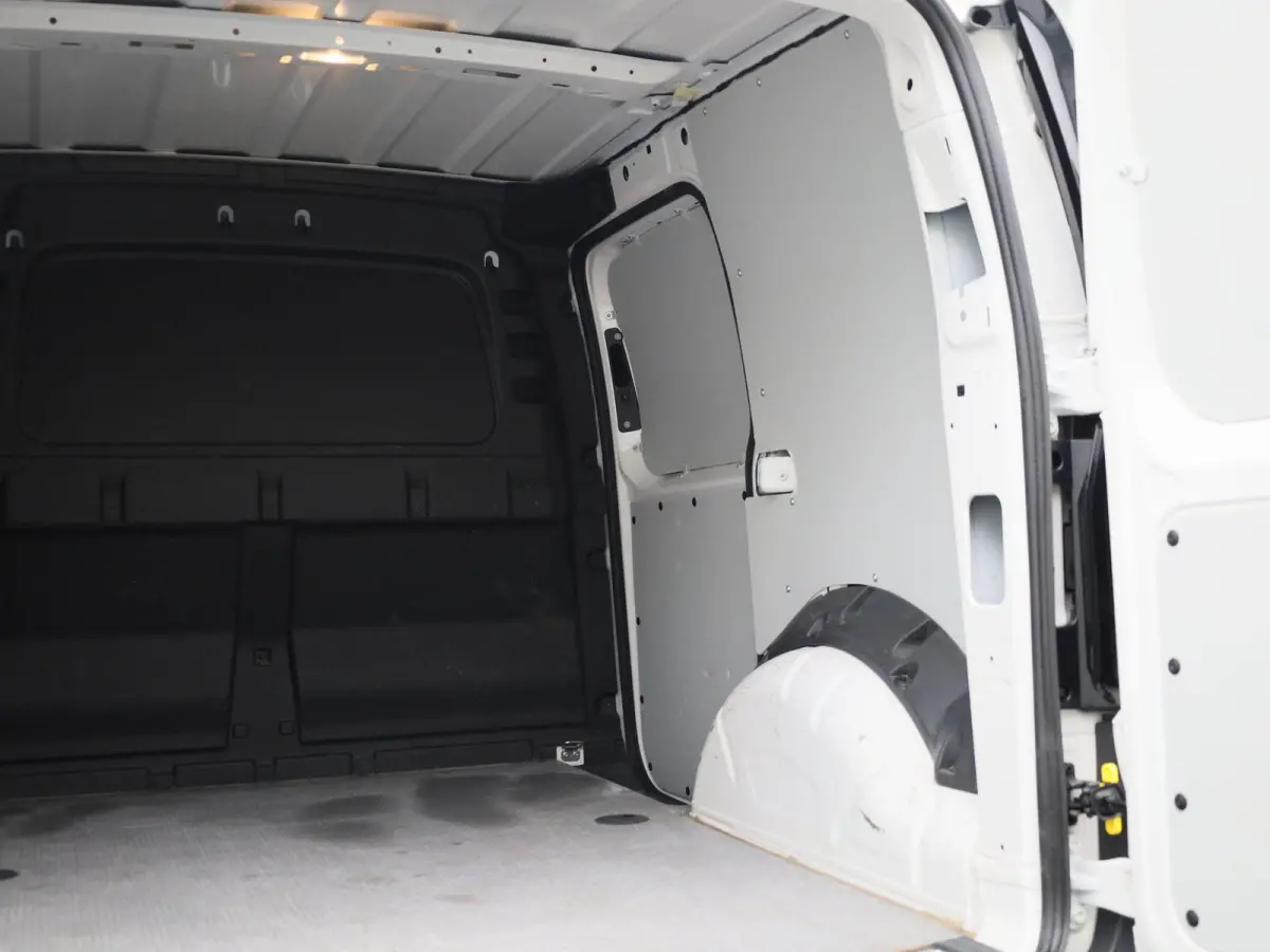 2.0 TDI 102PK | Airco | Parkeersensoren Achter | Bluetooth | Elektrisch Verstelbare Spiegels | Cruise Control |