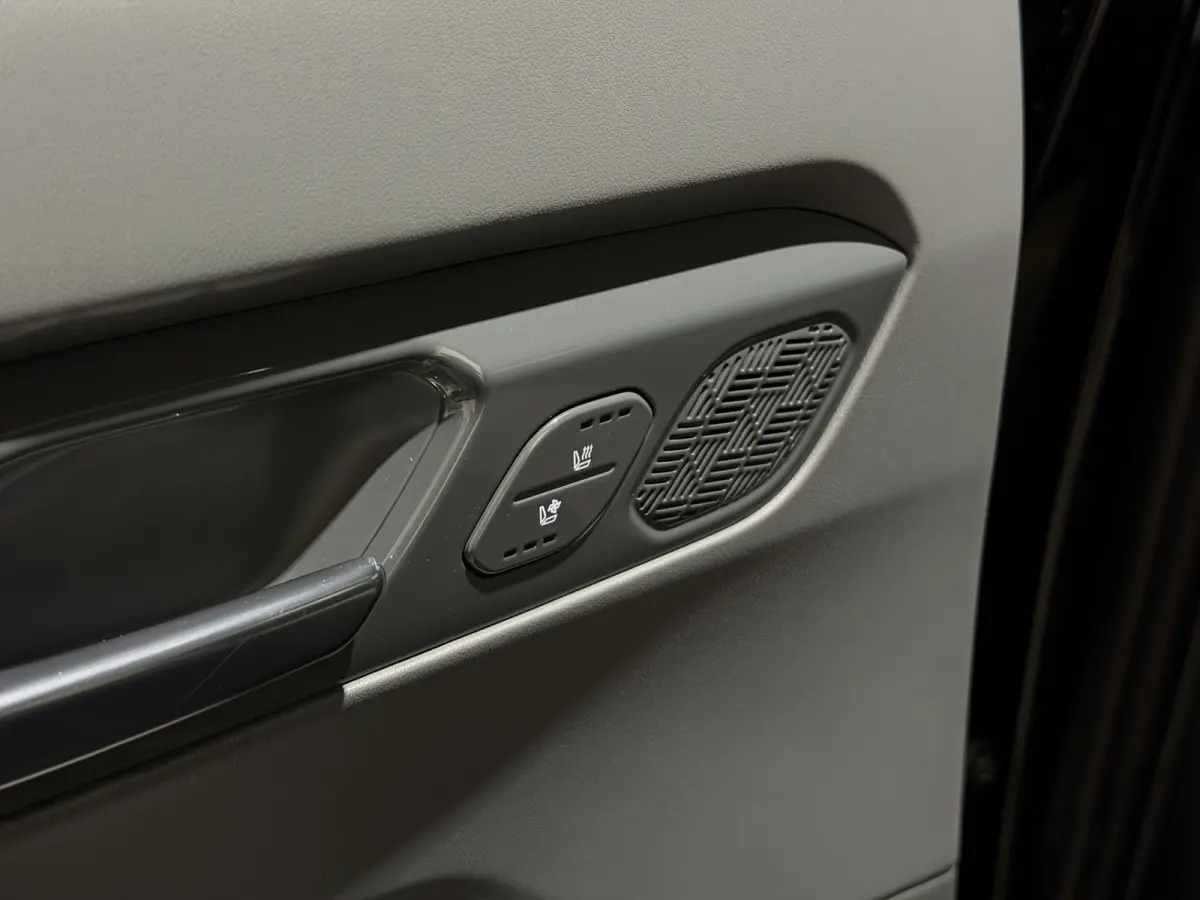 Launch Edition GT-Line AWD 99.8 kWh 384pk | SOH 96,3% | 6-zits | Stoelen verwarmd & gekoeld | Luxe leder | In nieuwstaat