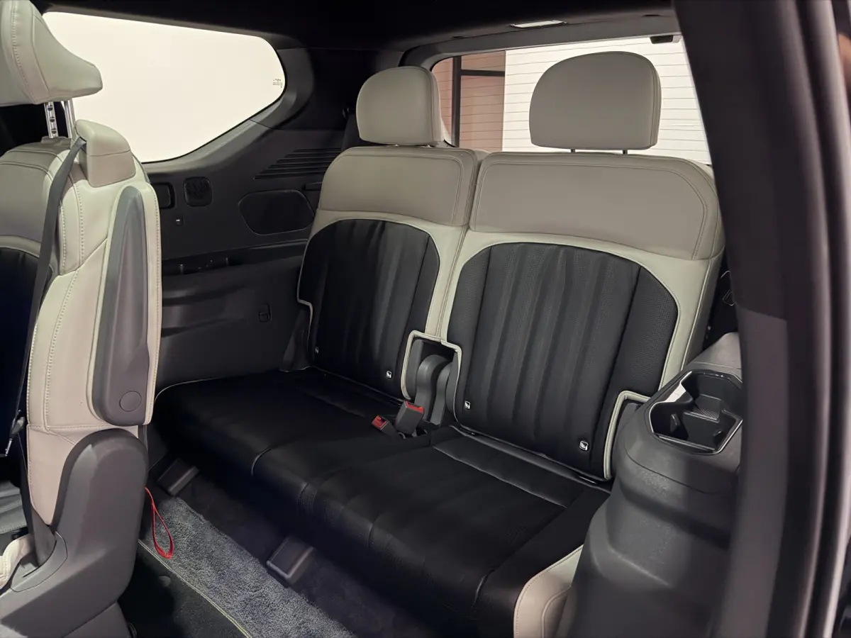 Launch Edition GT-Line AWD 99.8 kWh 384pk | SOH 96,3% | 6-zits | Stoelen verwarmd & gekoeld | Luxe leder | In nieuwstaat