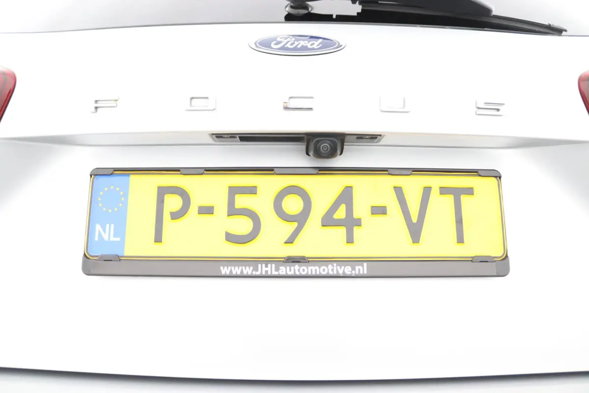 1.0 EcoBoost Hybrid ST Line*ECC*CAM*LED*CRUISE*NAV
