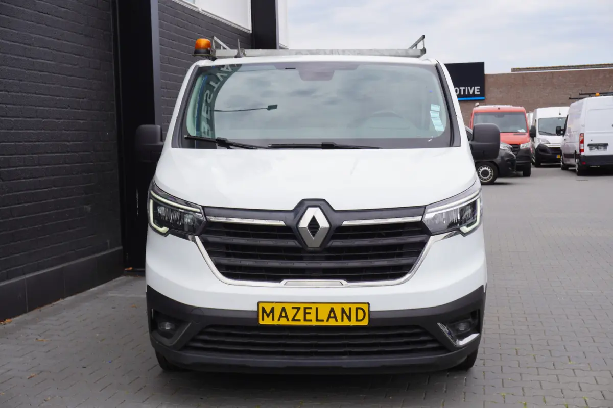 2.0 dCi 130PK EURO 6 - Airco - Navi - Cruise - €16.900,- Excl.