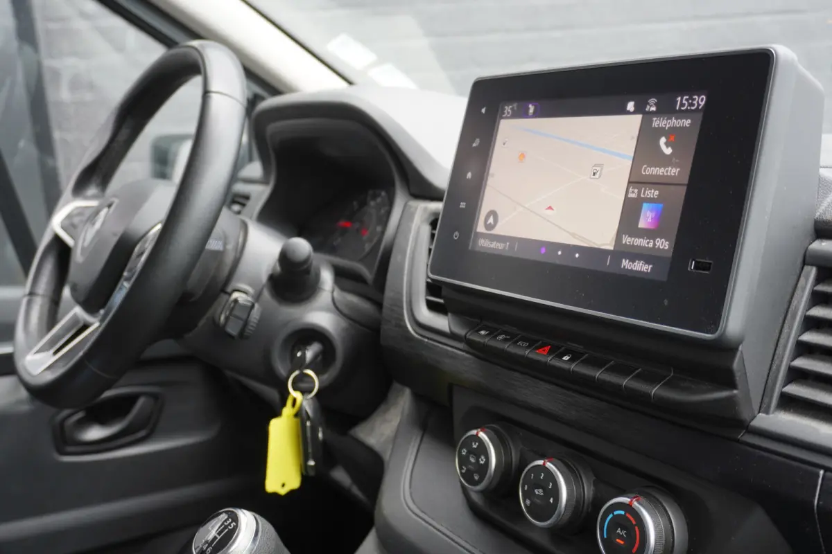 2.0 dCi 130PK EURO 6 - Airco - Navi - Cruise - €16.900,- Excl.