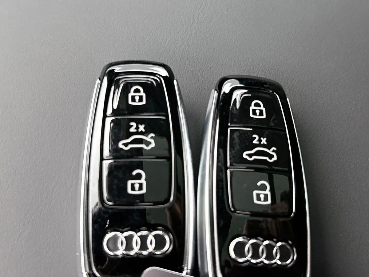 55 TFSI e quattro Pro Line S | Glazen panoramadak | Bang & Olufsen Premium 3D | Comfortsleutel | Trekhaak | Optiekpakket Zwart Plus | leder Bekleding met S-logo |  Lichtpakket plus | Glas Do