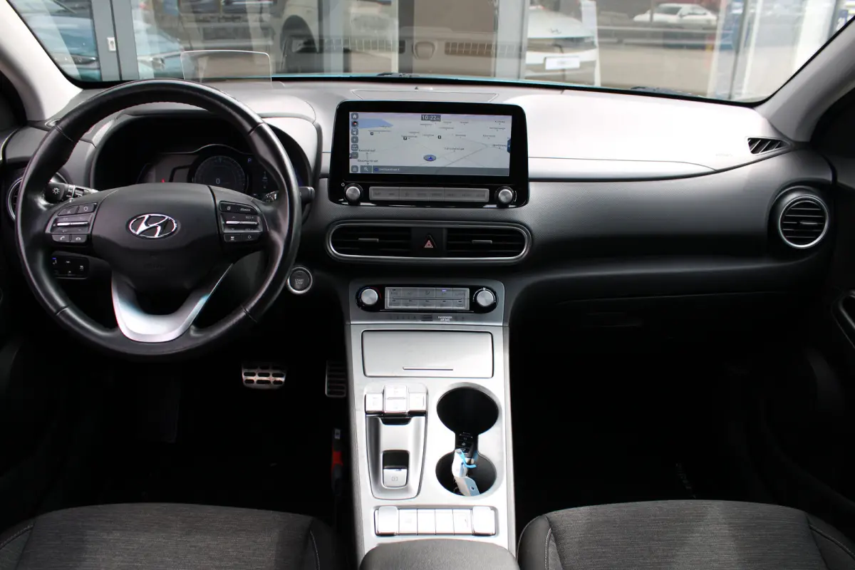 EV Fashion 64 kWh | Achteruitrijcamera | Airco (automatisch) | Apple Carplay/Android Auto|telefoonintegratie premium