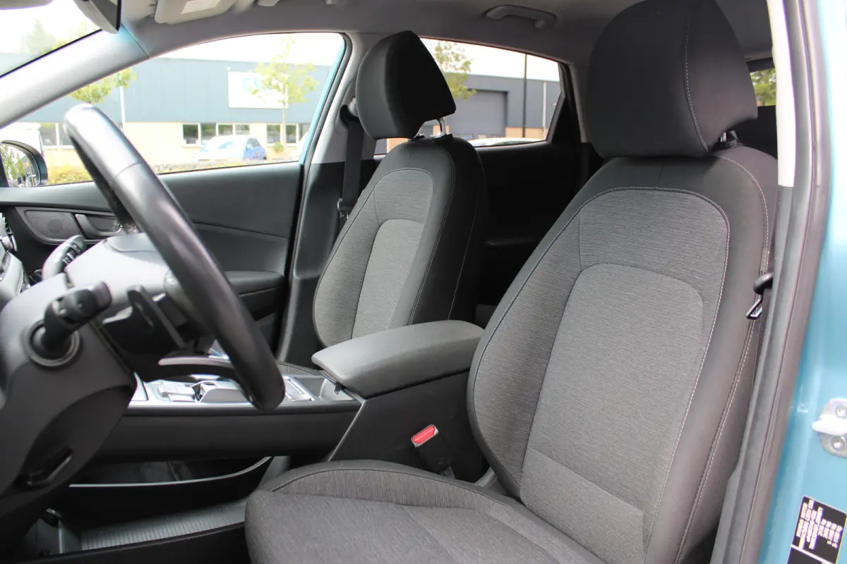 EV Fashion 64 kWh | Achteruitrijcamera | Airco (automatisch) | Apple Carplay/Android Auto|telefoonintegratie premium
