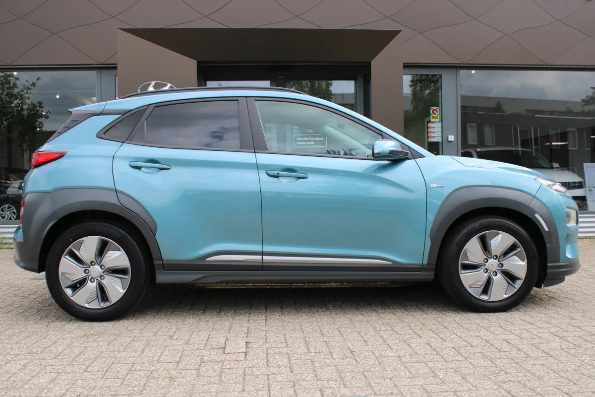 EV Fashion 64 kWh | Achteruitrijcamera | Airco (automatisch) | Apple Carplay/Android Auto|telefoonintegratie premium