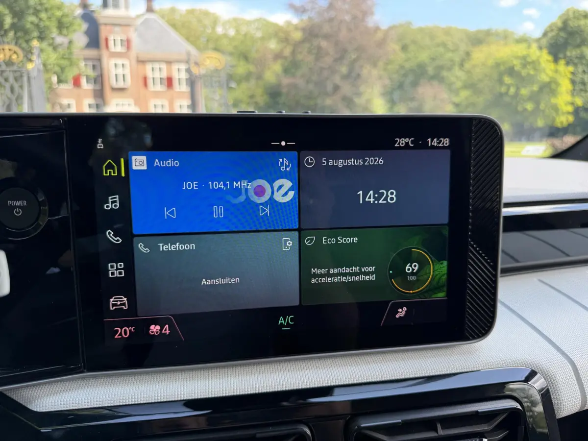 urban range evolution 40 kWh | 1.300 KM | LED | CArPlay | BTW |