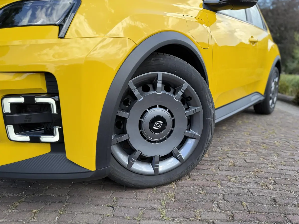 urban range evolution 40 kWh | 1.300 KM | LED | CArPlay | BTW |