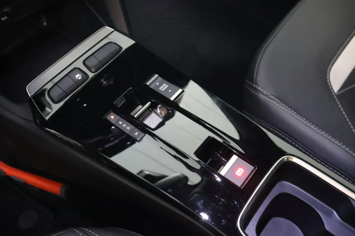 1.2 Turbo Hybrid GS