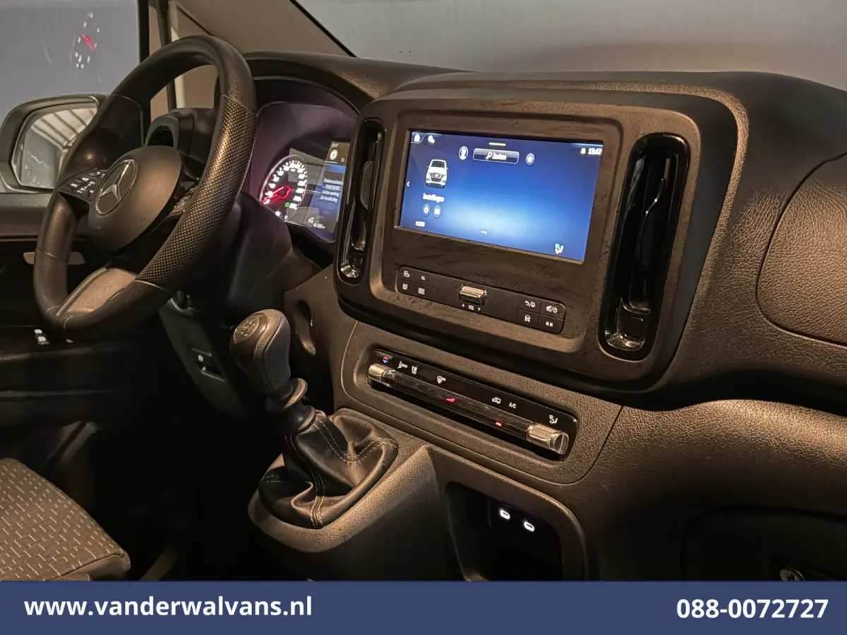 116 CDI 164pk 2025 Model L2H1 Euro6 Airco | Navigatie | Camera | Adaptieve Cruisecontrol Stoelverwarming, Parkeersensoren, Bijrijdersbank