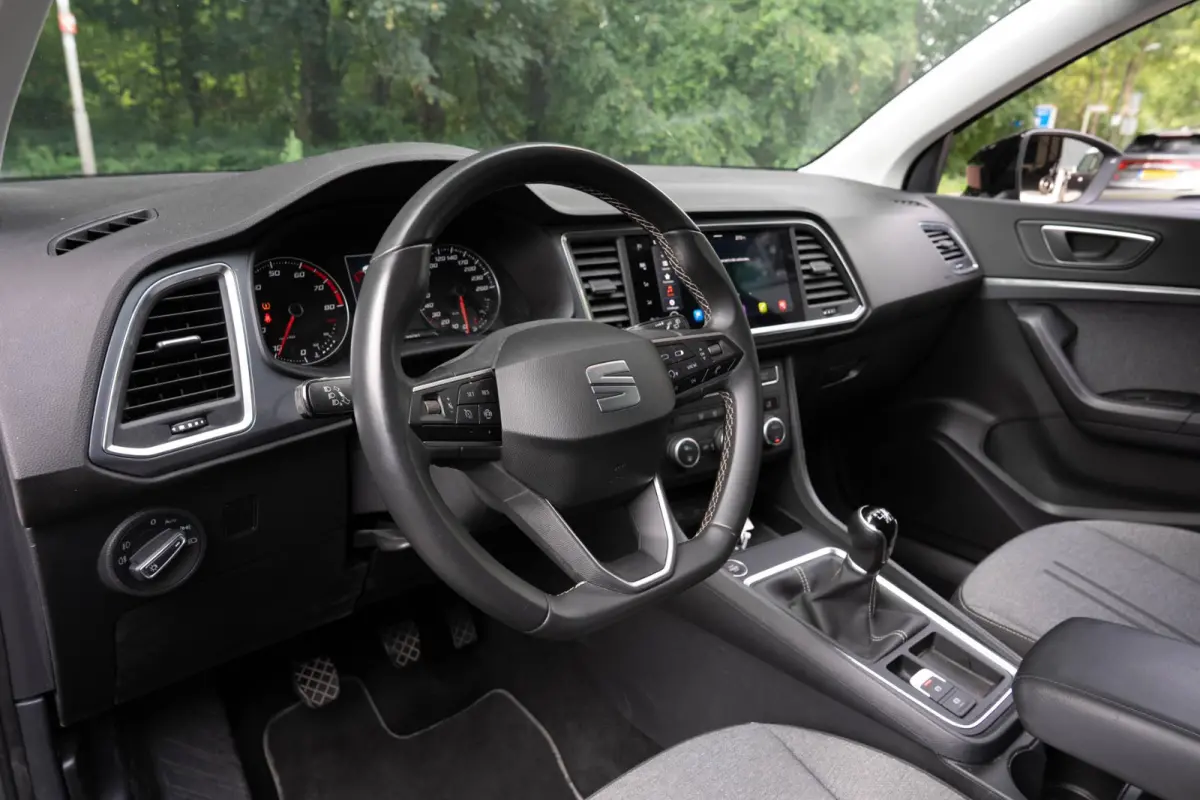 1.0 TSI Style | Navi | Carplay | Cruise | Led