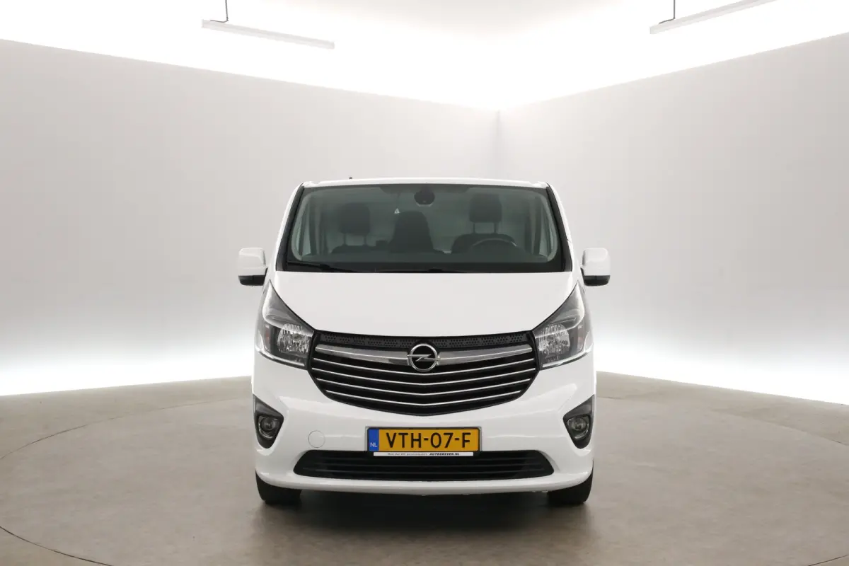 1.6 CDTI L1H1 | Airco | Cruise | 3 Zits | Trekhaak | Parkeersens.