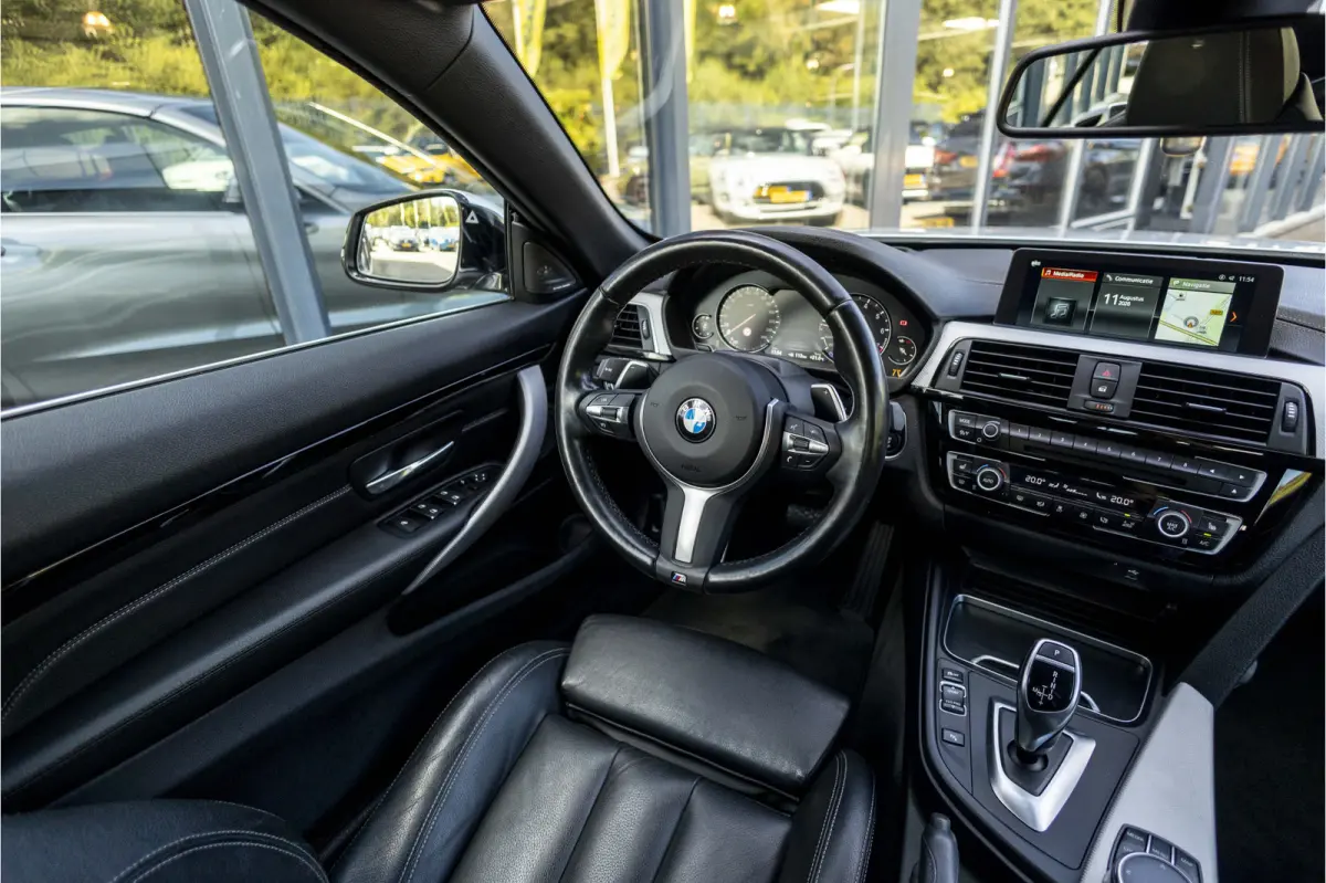 440i High Executive | Head Up Display | Apple Carplay